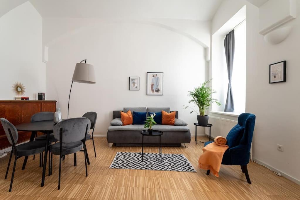 Pristine 1Br Steps From City By Hm Viena Exterior foto