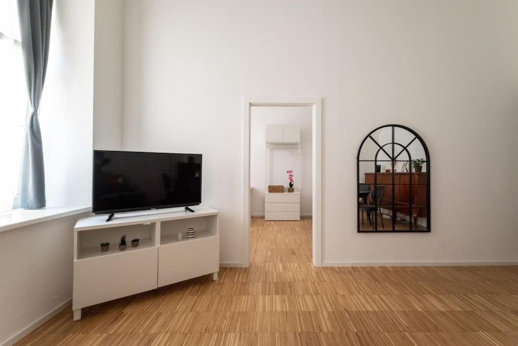 Pristine 1Br Steps From City By Hm Viena Exterior foto