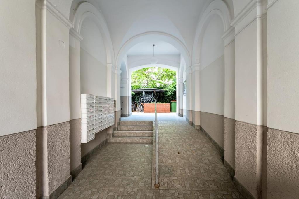 Pristine 1Br Steps From City By Hm Viena Exterior foto